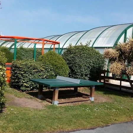 Kemp Mobil Confortable Avec Terrasse Pour 4 Personnes, Proche - Api-1-52-1485 *