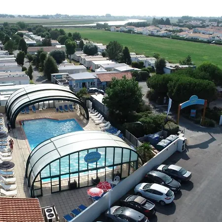 Mobil Confortable Avec Terrasse Pour 4 Personnes, Proche - Api-1-52-1485 Kemp La Faute-sur-Mer